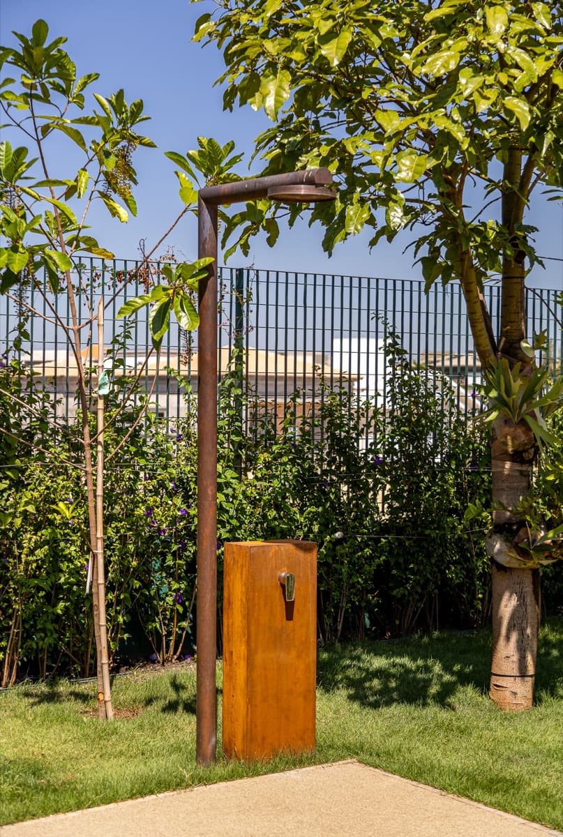 Elementos para jardim em aço corten, peça da Alupoli